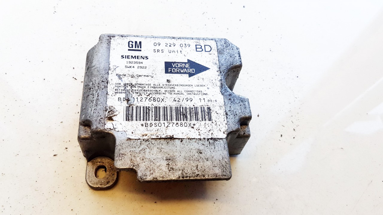 09229039BD Opel Vectra 1996 Airbag crash sensors module