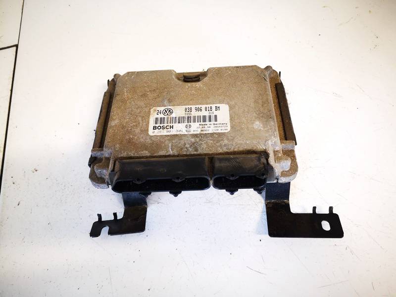 038906018BM Volkswagen Golf 1999 ECU Engine Computer (Engine Control Unit)