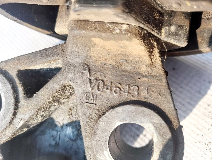V04643 Opel Corsa 2007 Engine Mounting and Transmission Mount (Engine support) - Thumbnail 4