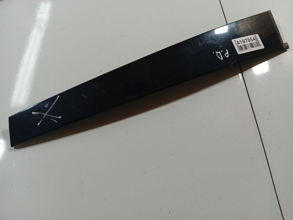 3B0837902 Volkswagen Passat 1999 Glass Trim Molding-weatherstripping - FRONT RIGHT