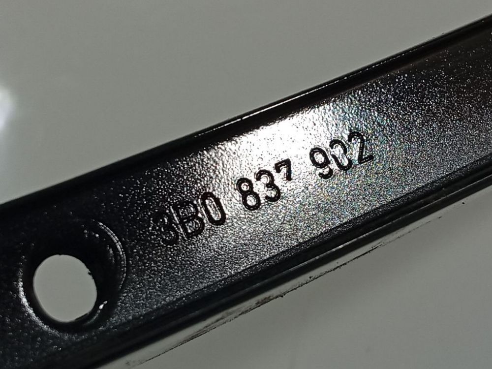 3B0837902 Volkswagen Passat 1999 Listwa szyby drzwi - PRZEDNIE PRAWE - Thumbnail 4