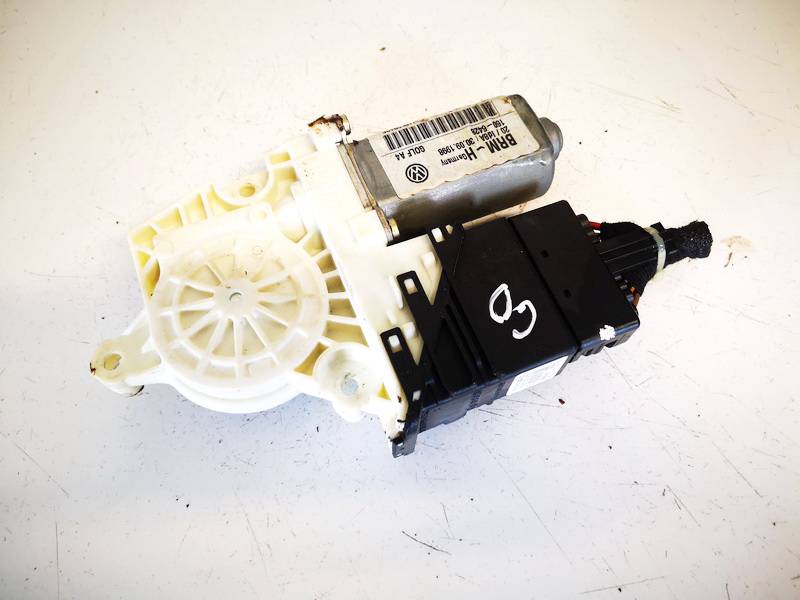 1J4959812C Volkswagen Golf 1999 Window Motor - REAR RIGHT