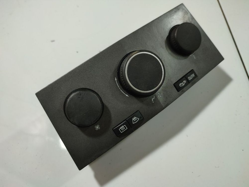 GM13122963 Opel Astra 2005 Climate Control Panel (heater control switches) - Thumbnail 2