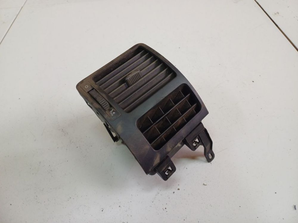 1T0819703A Volkswagen Touran 2004 Dash Vent (Air Vent Grille)