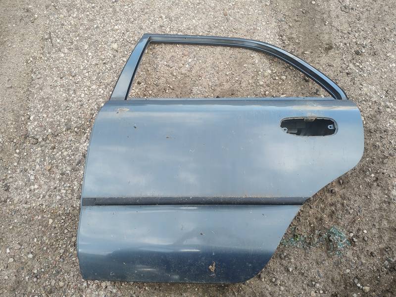 MELYNOS Mitsubishi Carisma 1997 Takaovi - TAKANA VASEMMALLA