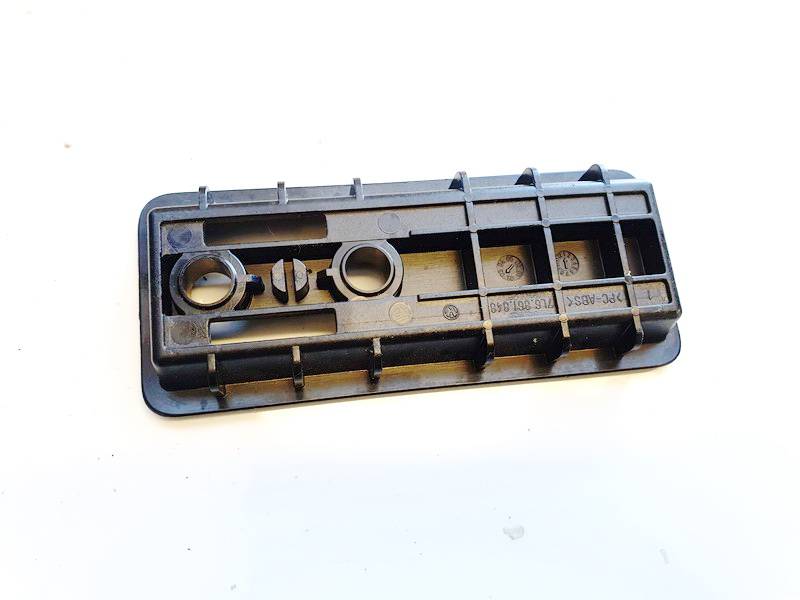 7L6861848 Volkswagen Touareg 2004 garniture intérieure - Thumbnail 3