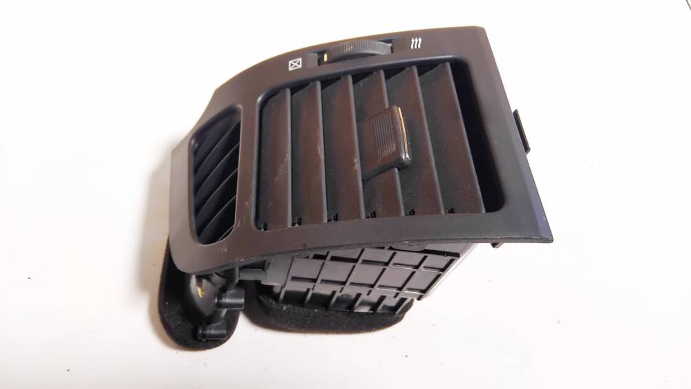 ADX81 Chevrolet Captiva 2006 Salona gaisa restes