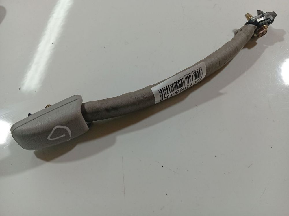 Toyota Avensis Verso 2005 Grab Handle - REAR RIGHT