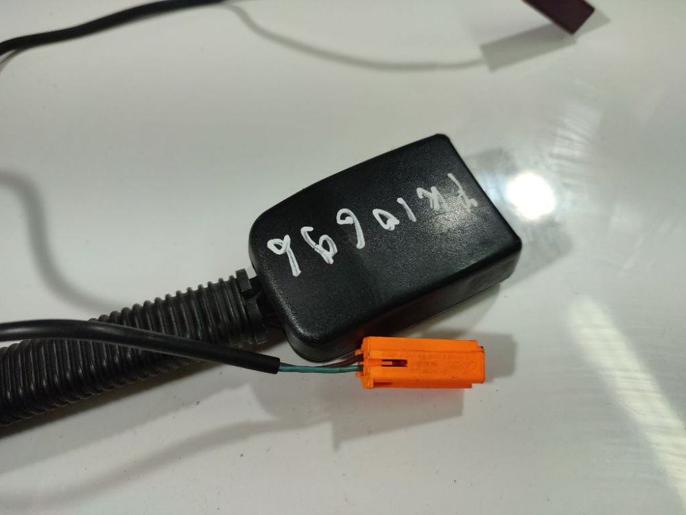 3M01R61209AF Ford C-MAX 2005 Seat belt holder (Seat belt Buckle) - FRONT LEFT - Thumbnail 2