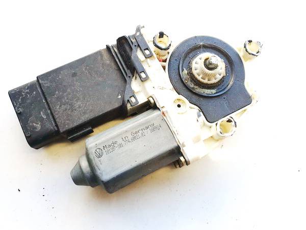 483610482200 Volkswagen Bora 1998 Duru lango pakelejo varikliukas P.K.