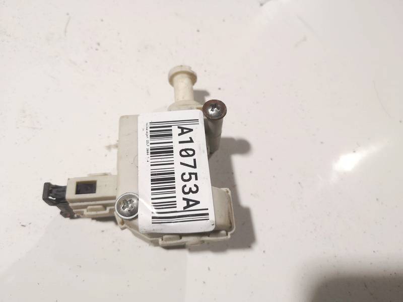 3B0959782A Volkswagen Golf 2004 Fuel Flap Motor