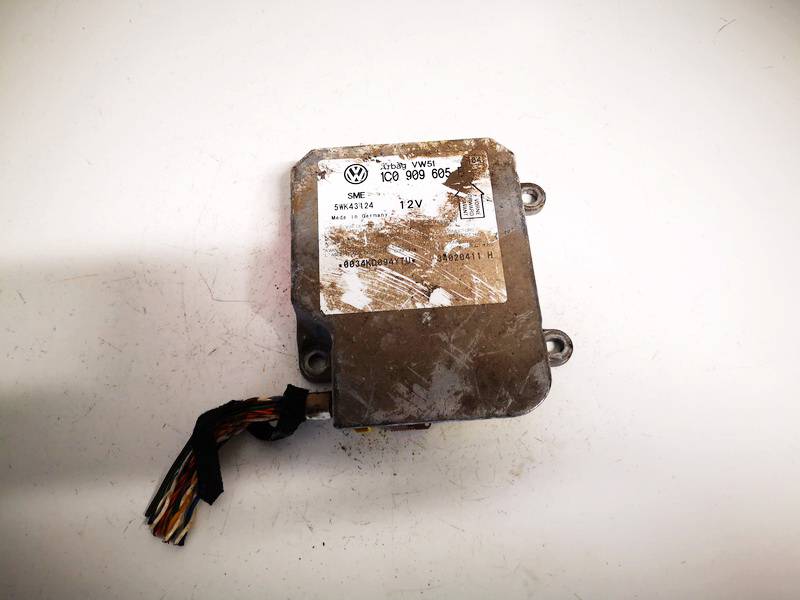1C0909605B Volkswagen Passat 2005 Airbag crash sensors module