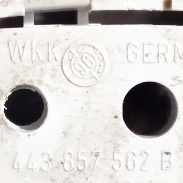 443857562B Audi A4 1995 Sisätilan koristelu (muovit) - Thumbnail 3