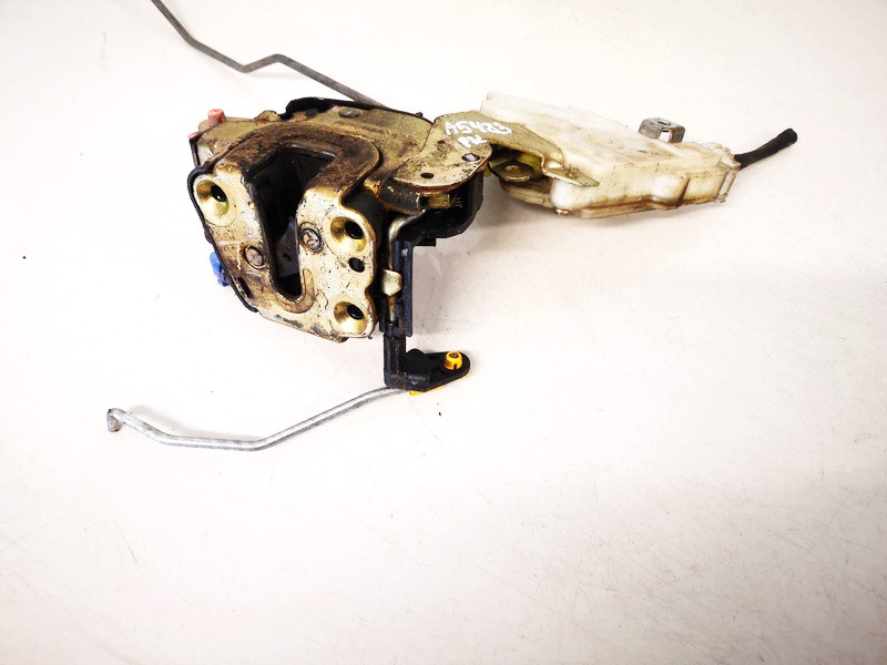 89A518 Nissan Almera Tino 2000 Zamek drzwi - PRZEDNIE LEWE