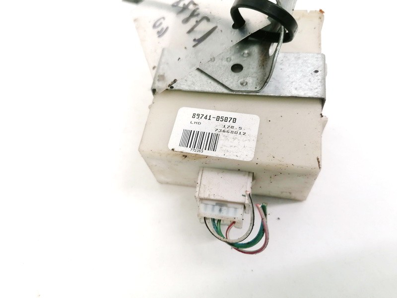 8974105070 8974105070 Door control relay (DOOR CONTROL UNIT MODULE ECU ) Toyota Avensis 2005 2
