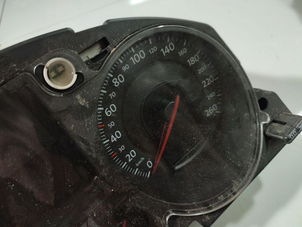 A2C33184181 Volkswagen Passat 2007 Spidometrs – instrumentu panelis - Thumbnail 3