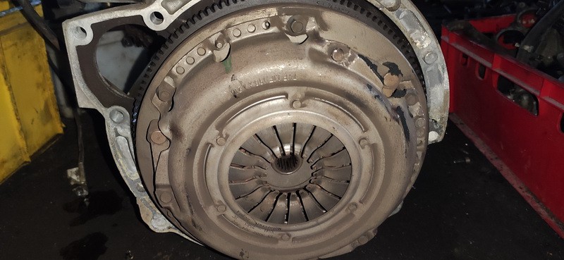 NEPLAUKIOJANTIS Ford Focus 2000 Replacement Clutch Kit