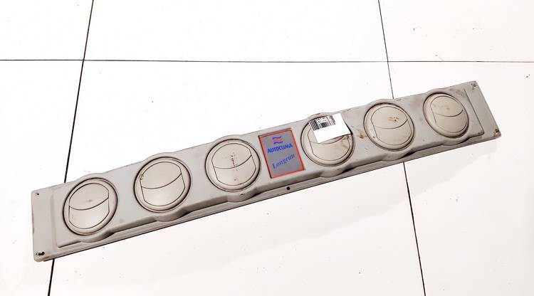 Fiat Ducato 2011 Rejilla Aireadora -
Moldura protectora de la rejilla de ventilación lateral del panel