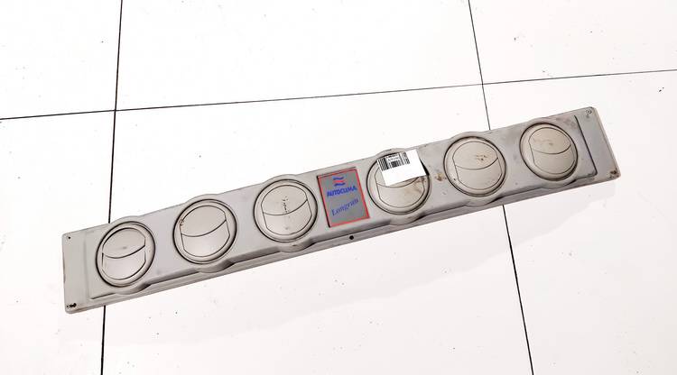 Fiat Ducato 2011 Rejilla Aireadora - 
Moldura protectora de la rejilla de ventilación lateral del panel - Thumbnail 3