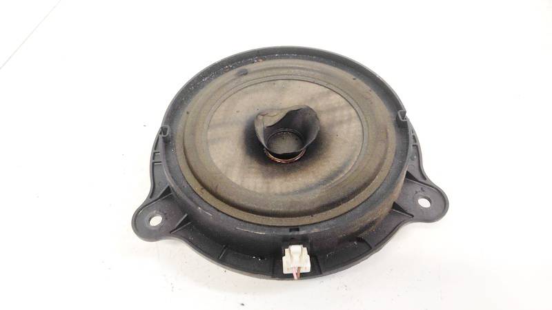 28156AV700 Nissan Qashqai 2007 Speaker (audio)