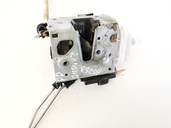 8D1837016C Audi A4 1996 Zamek drzwi - PRZEDNIE PRAWE