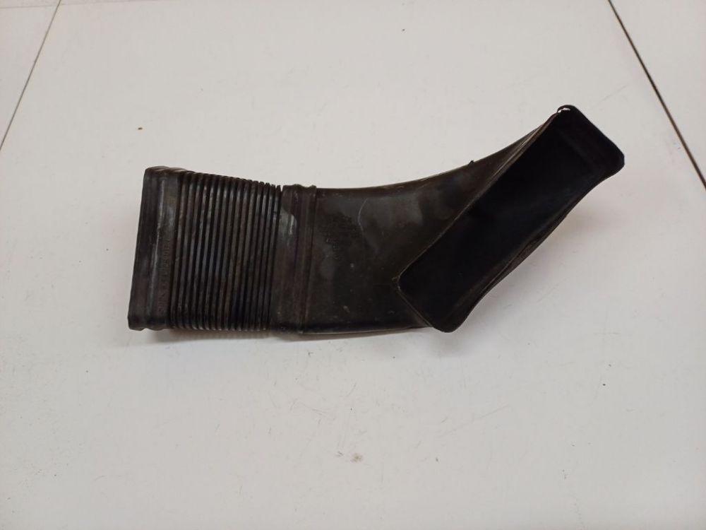 ZSB3B0129565 Volkswagen Passat 2001 Intake Hose (Air HOSE)(Air Pipe)