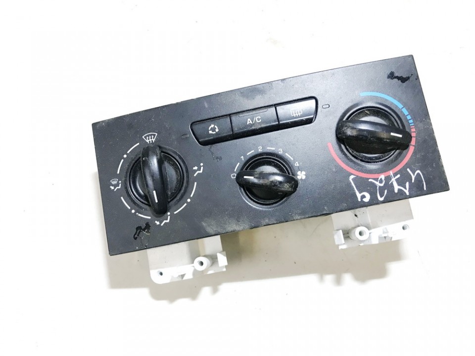 2311040034 Citroen C4 2004 Climate Control Panel (heater control switches)