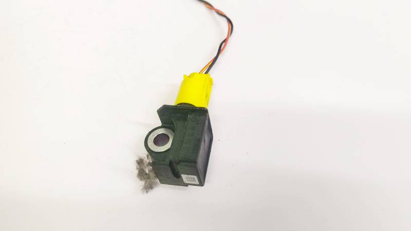 A1729056000 Mercedes-Benz E-CLASS 2013 SENSOR IMPACTO ACCIDENTE PARA ACTIVAR