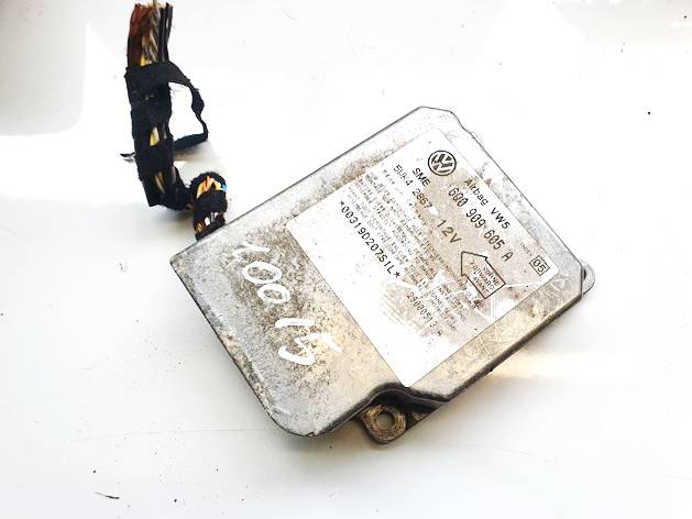 6Q0909605A Volkswagen Polo 2001 Airbag crash sensors module