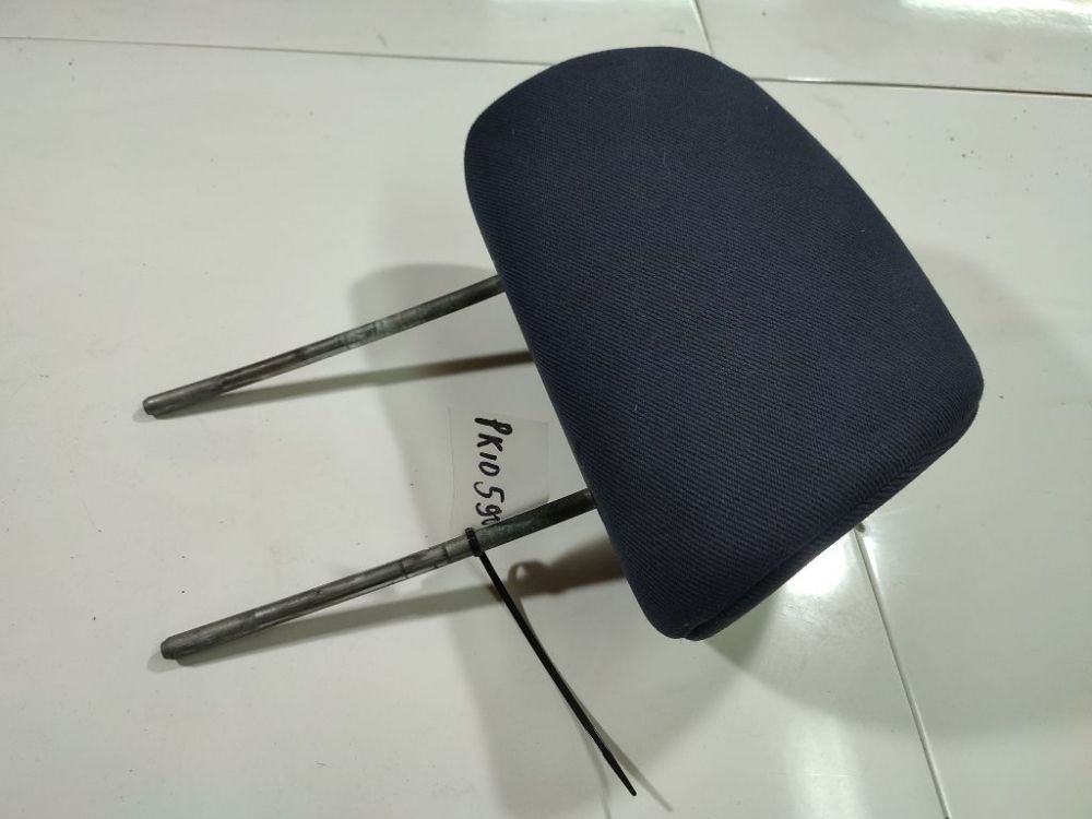 Opel Omega 1997 Seat headrest