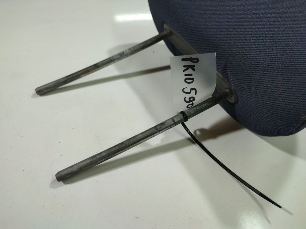 Opel Omega 1997 Seat headrest - Thumbnail 2