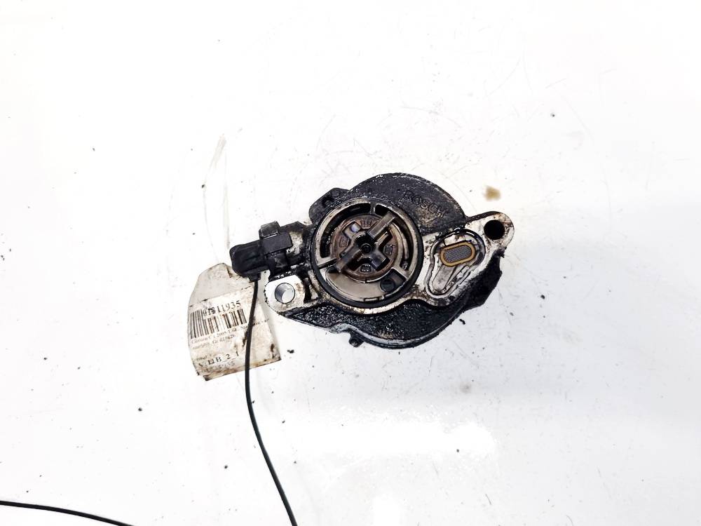 D1562B Citroen C4 2005 Brake Vacuum Pump