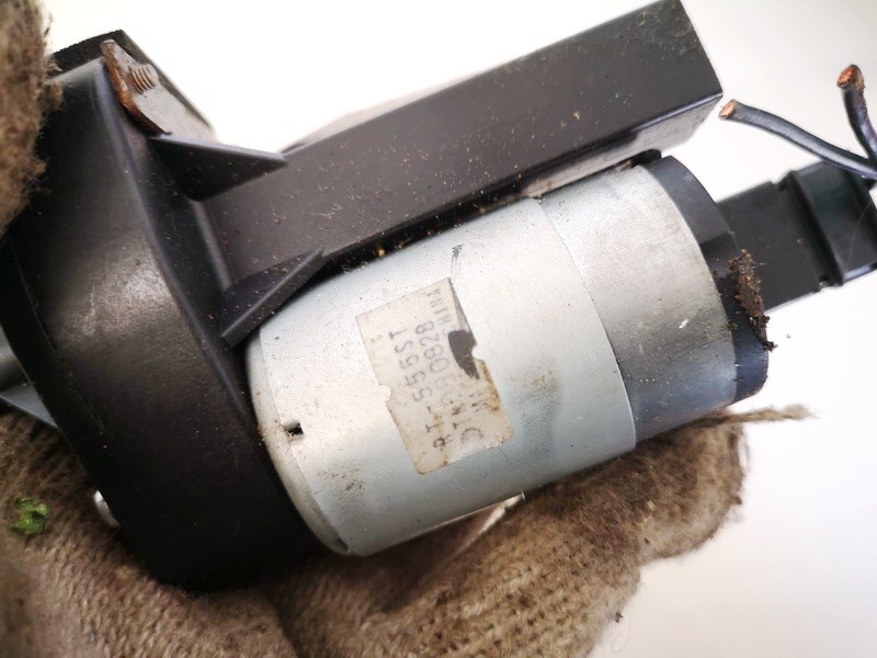 RT555ST Audi A6 2001 Istuimen moottori - EDESSÄ VASEMMALLA - Thumbnail 3