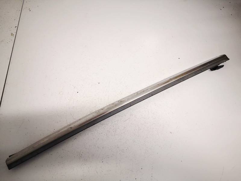 Honda CR-V 2008 Durvju stikla sloksne - AIZMUGURE PA KREISI