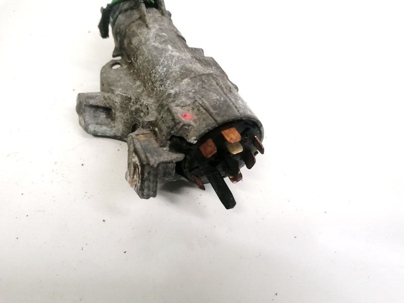 4B0905851A Volkswagen Passat 1999 Ignition Barrels (Ignition Switch) - Thumbnail 2