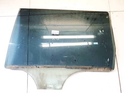 DOT90AS2M30 Volkswagen Passat 1998 Vitre de Porte Arrière Gauche