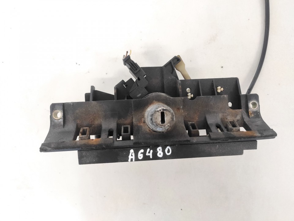 Audi A4 1997 Lid lock (BOOT LOCK) - REAR - Thumbnail 2