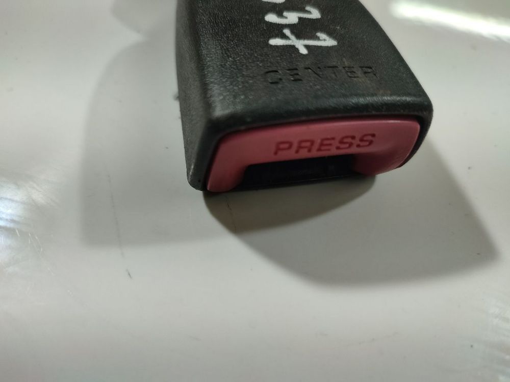 E034601 Opel Astra 2006 Seat belt holder (Seat belt Buckle) - REAR LEFT - Thumbnail 3