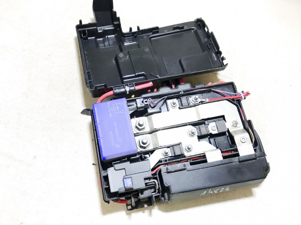 30659092 Volvo S60 2012 Fuse box - Thumbnail 3