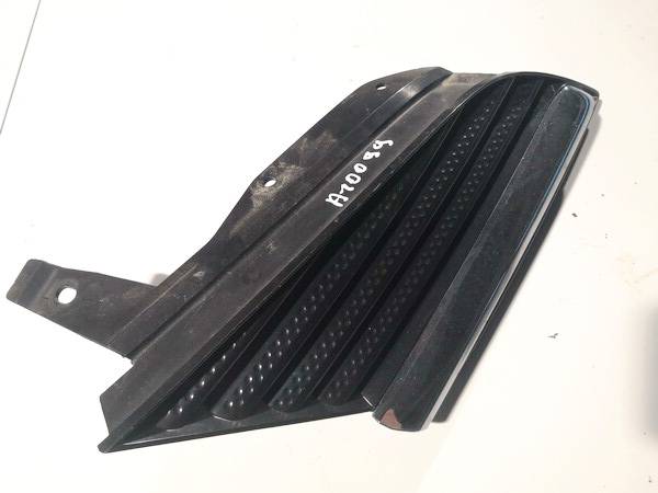 62320AU300 Nissan Primera 2003 Bumper Grille - FRONT RIGHT