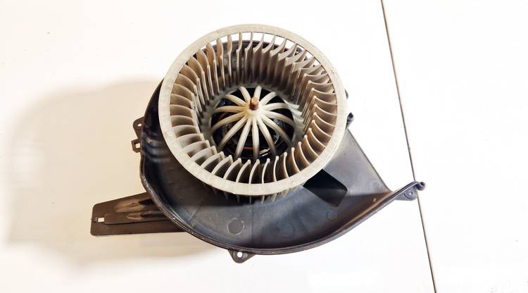 6Q1819015C Volkswagen Polo 2007 Heater blower assy
