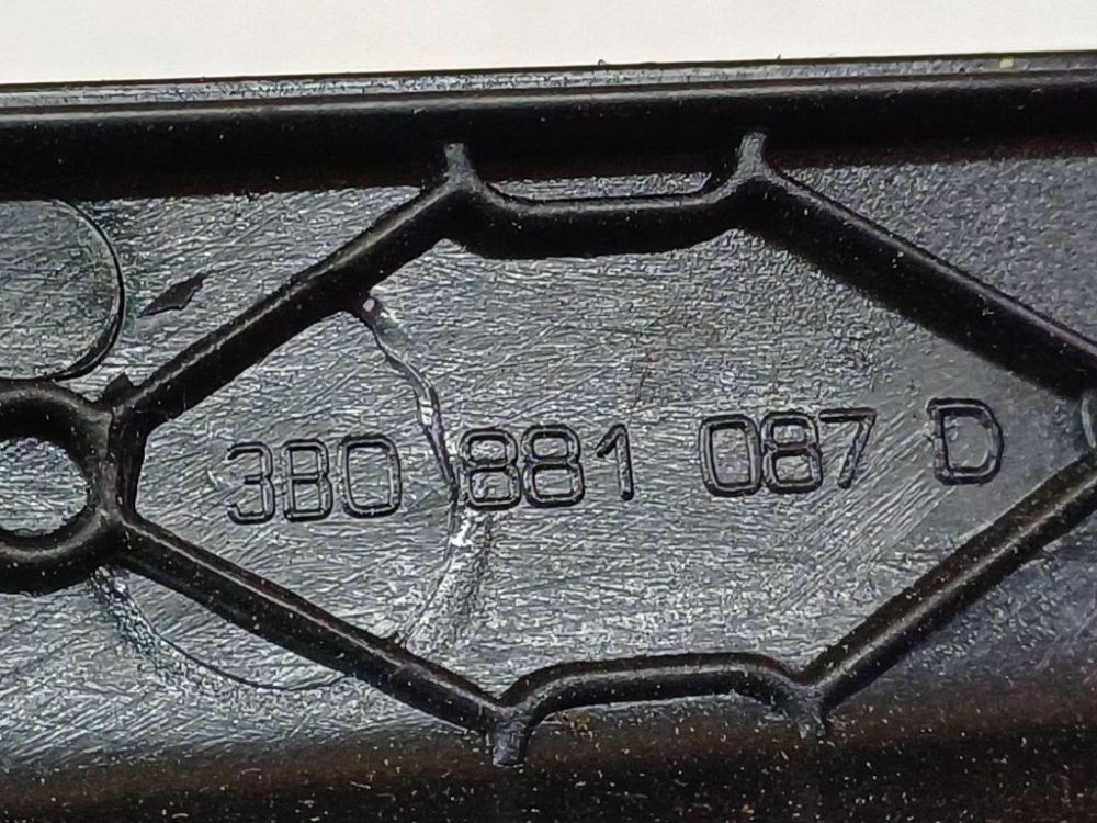 3B0881087D Volkswagen Passat 2001 Interior trim - Thumbnail 4