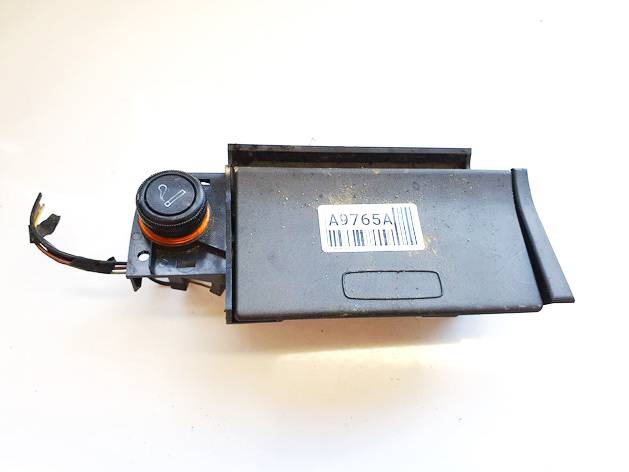 90561251 Opel Astra 2005 Center Console Ashtray (Ash Tray)