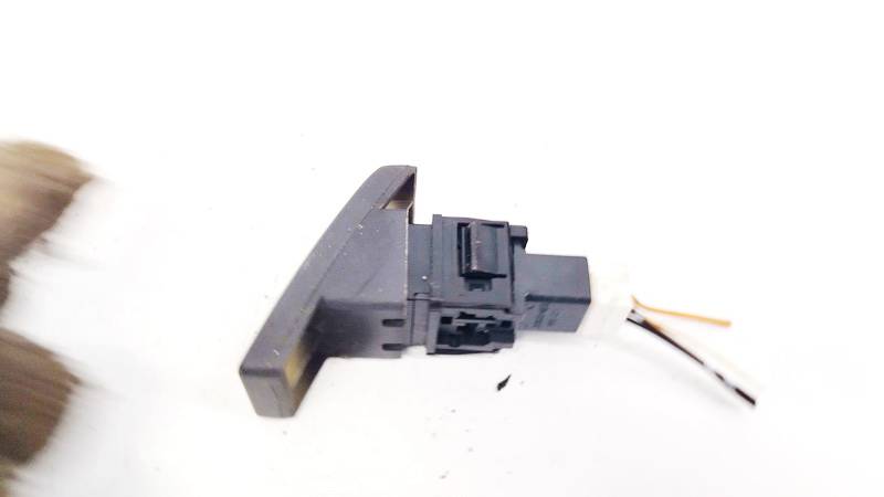 06019 Suzuki Swift 2007 Hazard switch - Thumbnail 2