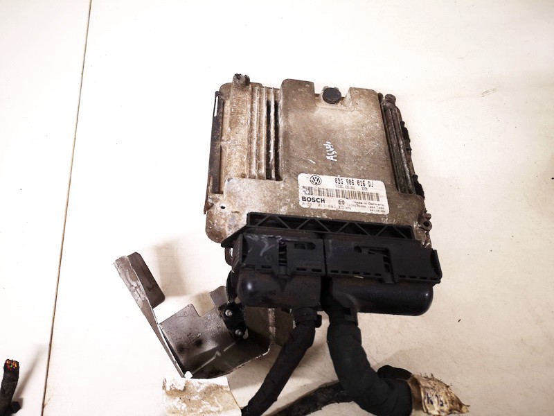 03G906016DJ Skoda Octavia 2004 ECU Engine Computer (Engine Control Unit)