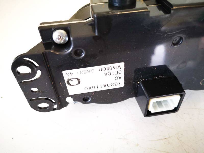 7820A115XC Peugeot 4007 2010 Climate Control Panel (heater control switches) - Thumbnail 3