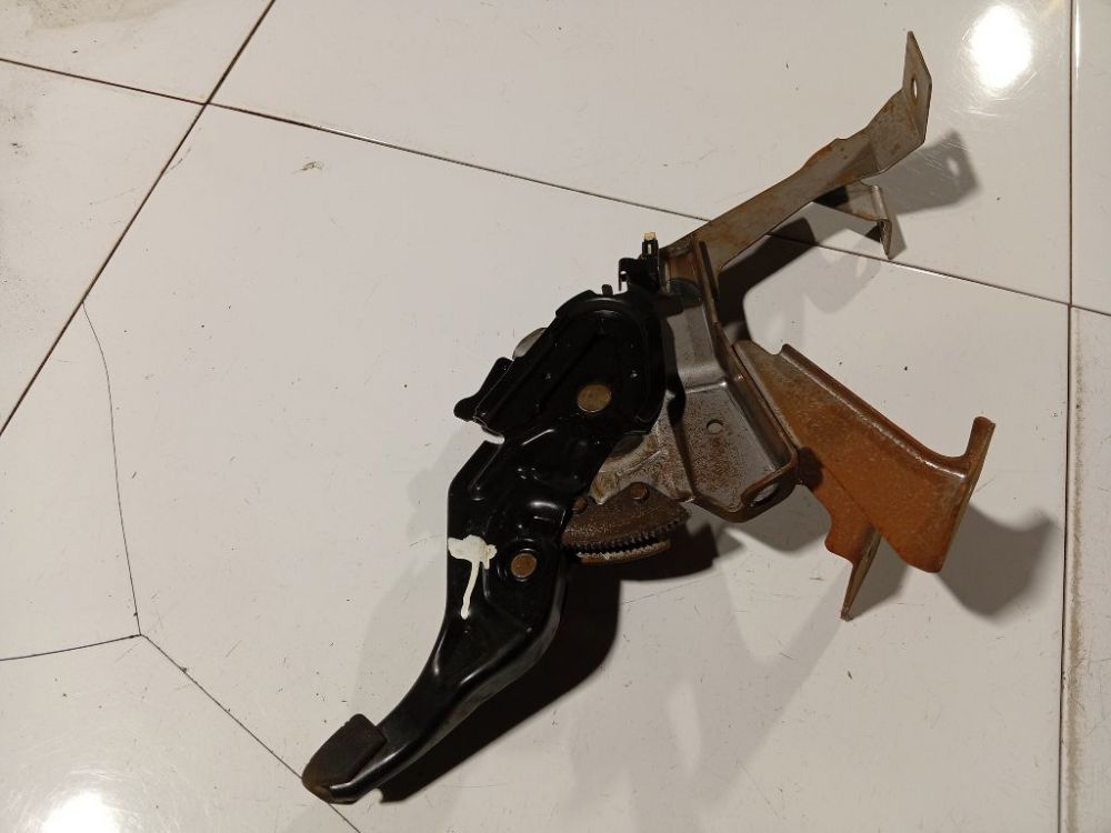 Nissan Murano 2003 Käsijarrun kahva