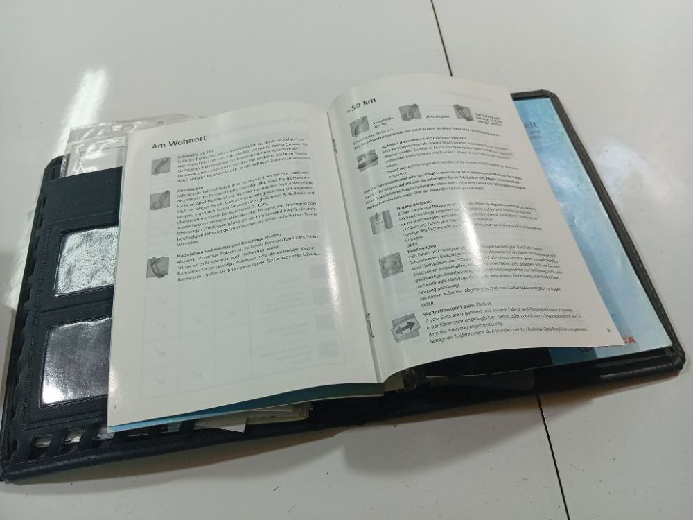 Toyota Avensis Verso 2005 Manual Handbook Wallet (service manual) - Thumbnail 3