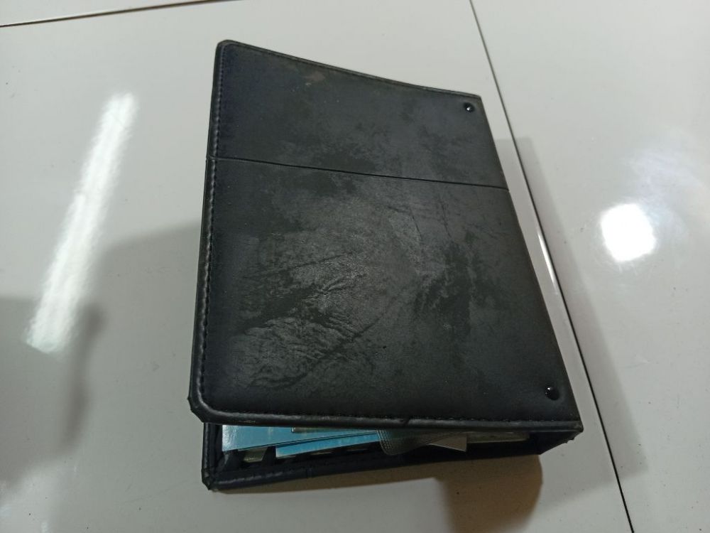 Toyota Avensis Verso 2005 Manual Handbook Wallet (service manual) - Thumbnail 4