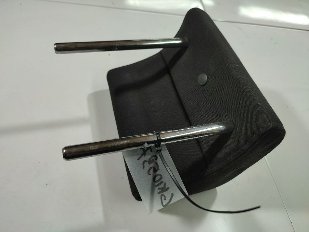 Audi A3 2006 Zagłówek fotela - Thumbnail 3